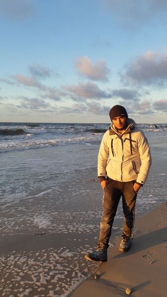  ,   Mirzo, 30 ,   ,   