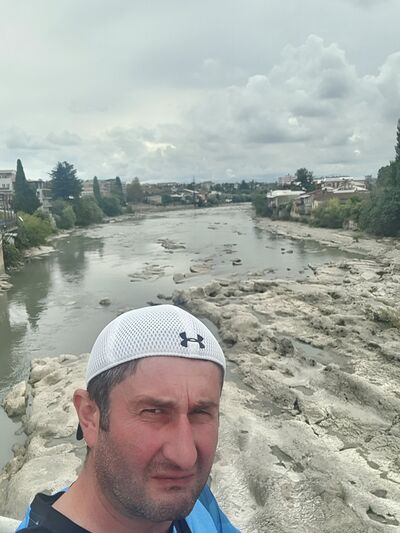  ,   David, 44 ,   ,   