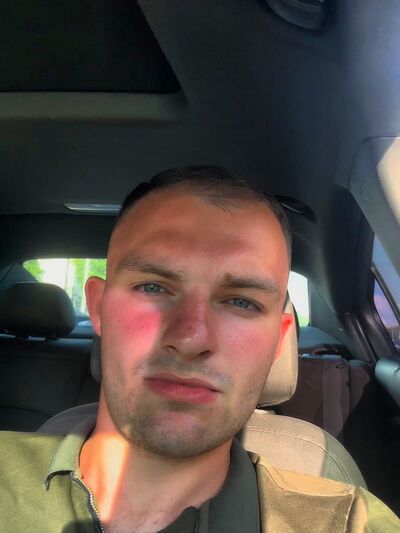 ,   Armen, 24 ,   ,   