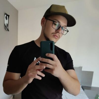  ,   Ciprian, 28 ,   ,   