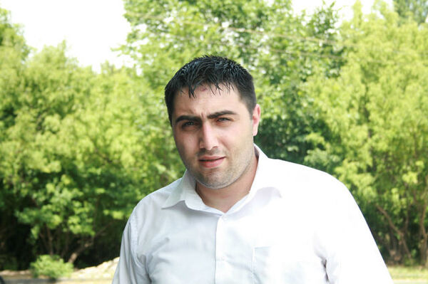  ,   Tigran, 38 ,   ,   , c 