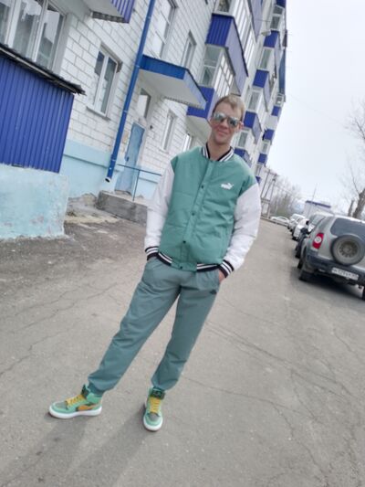  -,   , 33 ,     , c 