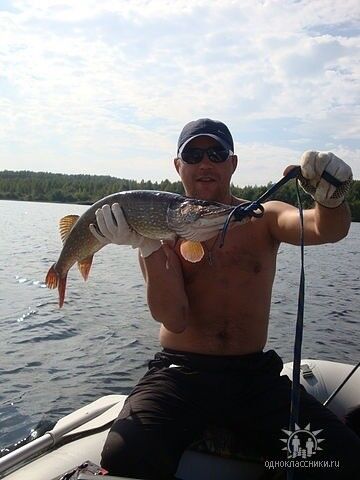  9862330  Sergey, 42 ,    