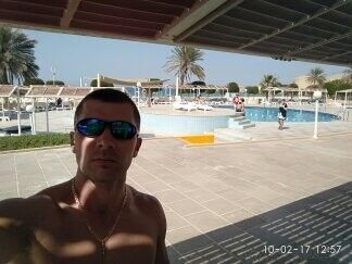  ,   Alex, 41 ,  