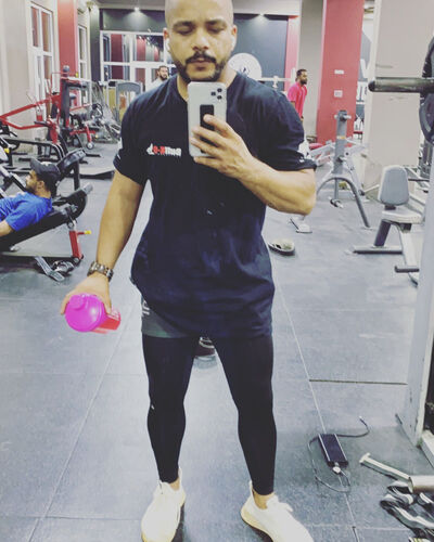  ,   Muneer, 40 ,   ,   