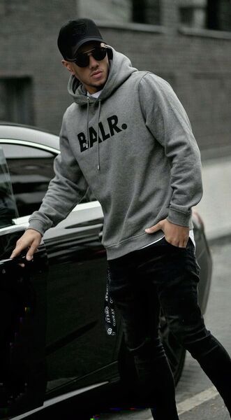  ,   Amr, 31 ,   ,   