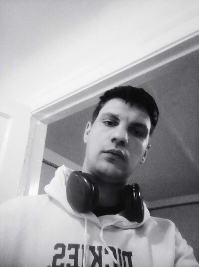  ,   Del Rey, 33 ,     , c 