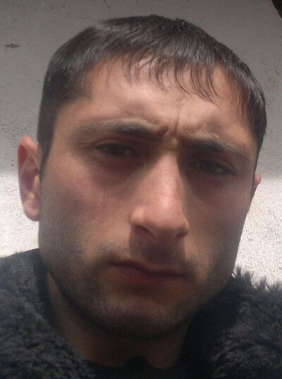  ,   Armen, 35 ,   