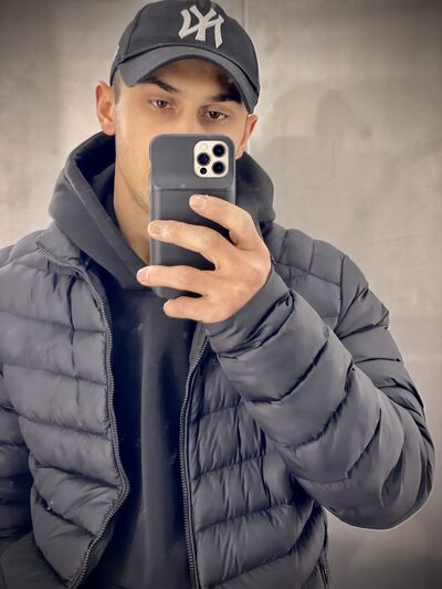  -,   Abu, 21 ,   ,   