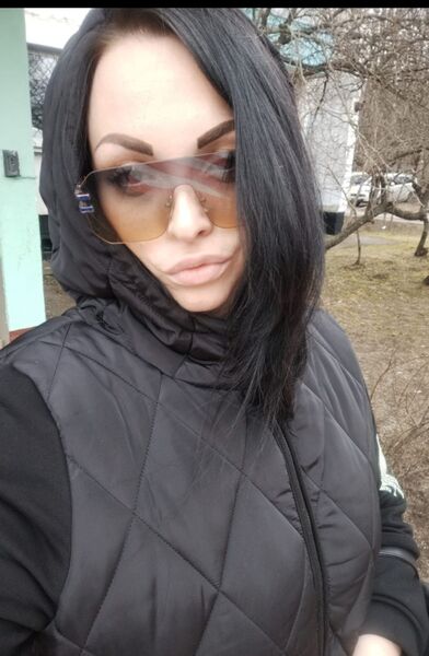  ,   Veronika, 34 ,   ,   