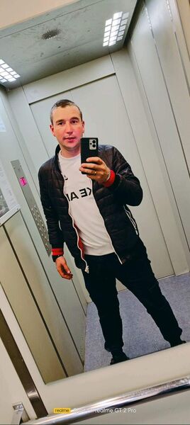  ,   Maxim, 30 ,   c 