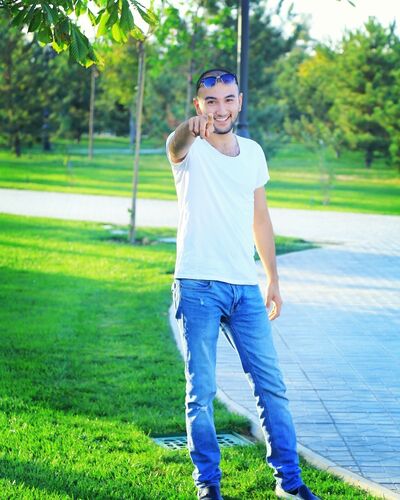  ,   Tehron, 33 ,   