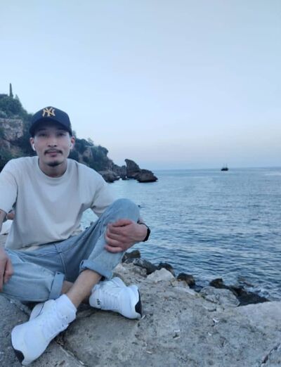  ,   Erik, 27 ,   ,   