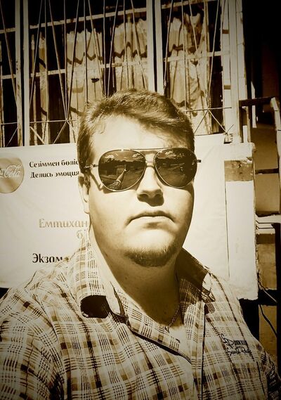  -,   Ruslan, 31 ,  