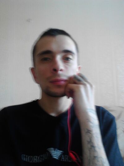  ,   Artem, 40 ,  