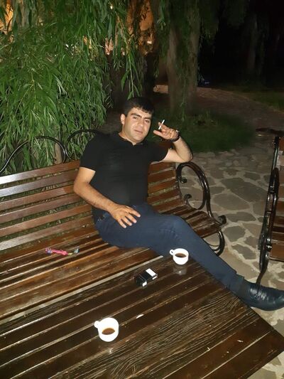  ,   Hrach, 39 ,   ,   