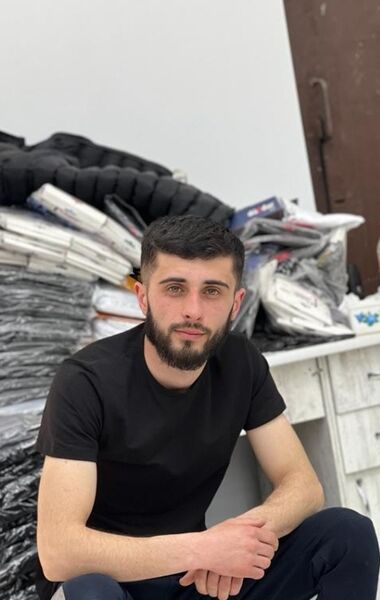  ,   , 28 ,   ,   
