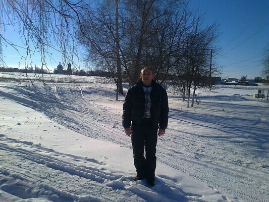  ,   Sergey, 60 ,  