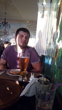  ,   Artur, 40 ,   ,   , c 