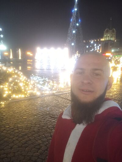  ,   Artur, 33 ,   ,   , c 