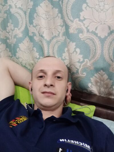  ,   Alexander, 29 ,   ,   