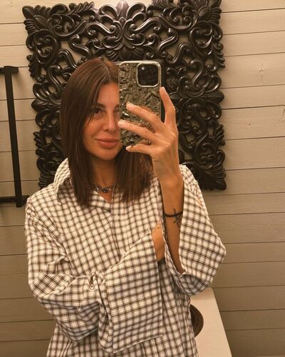  Palais-Bourbon,   , 33 ,   ,   