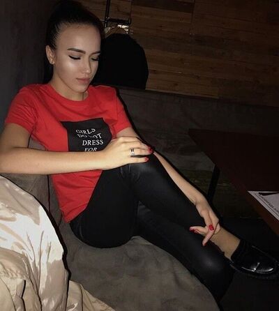  -,   Aisha, 25 ,   ,   