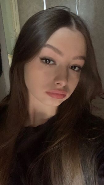  ,   Valeria, 24 ,   ,   