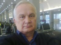  ,   Vladas, 66 ,  