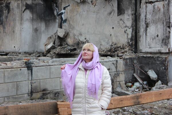  ,   Gala, 62 ,   ,   