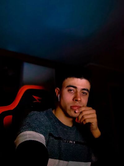  ,   Vladislav, 25 ,   ,   , c , 