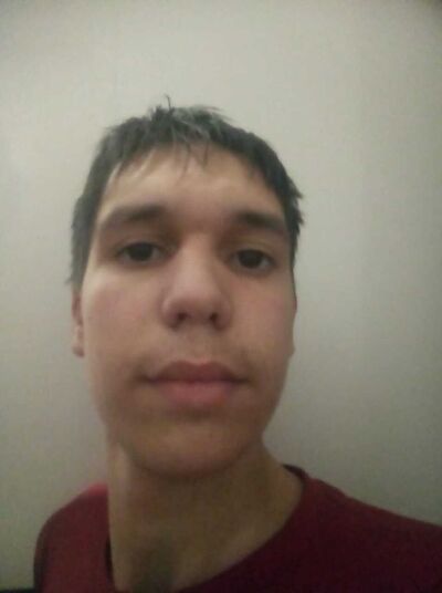  ,   Philip, 21 ,  