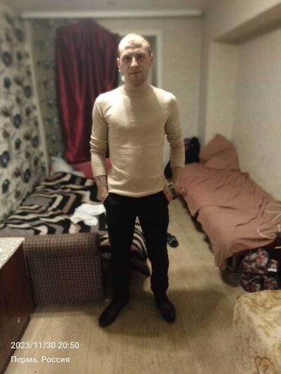  ,   Maxim, 25 ,   c 