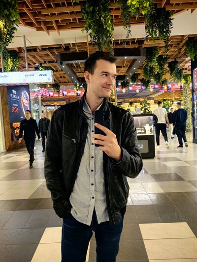  ,   Maxim, 26 ,   ,   