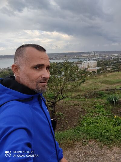  ,   Denis, 44 ,   ,   , c 