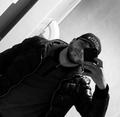  ,   SIR ADAMS, 28 ,   ,   