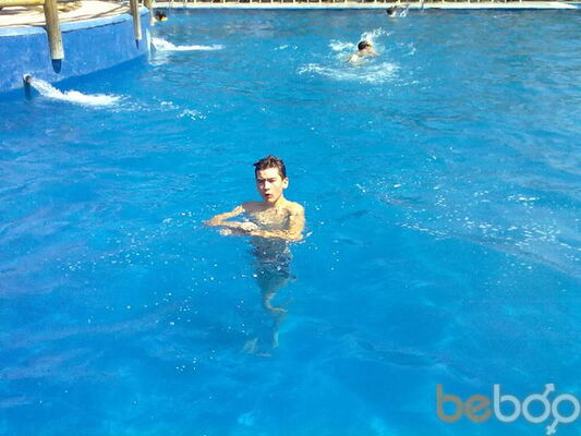  ,   Azza, 32 ,   ,   , c 