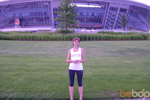  ,   Nika, 40 ,   ,   , c 