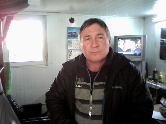 ,   Victor, 53 ,   