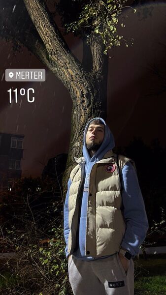  ,   Ali, 27 ,   ,   