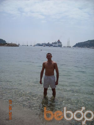  ,   Artur, 41 ,   , 