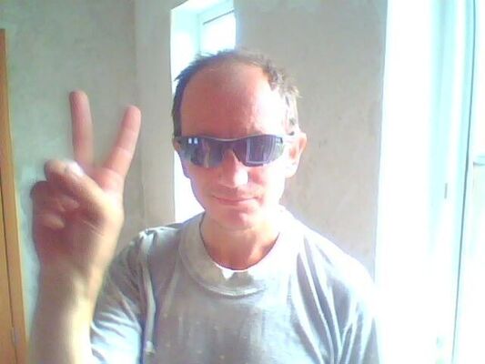  ,   Mihail, 58 ,   