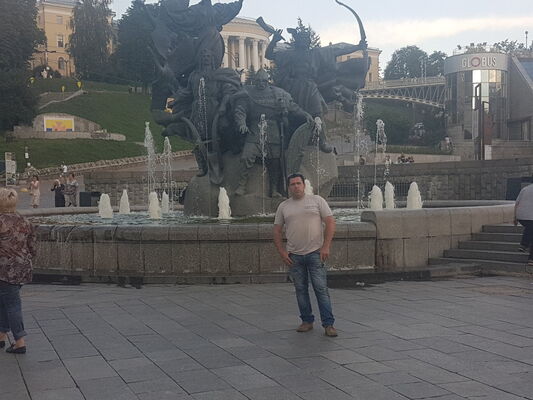  ,   Aleks, 49 ,   ,   , c 