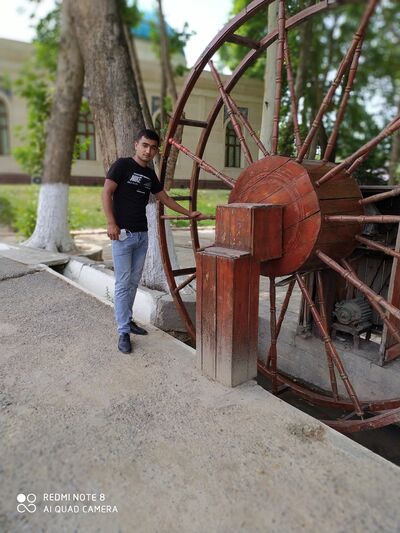  -,   Ali, 29 ,   ,   