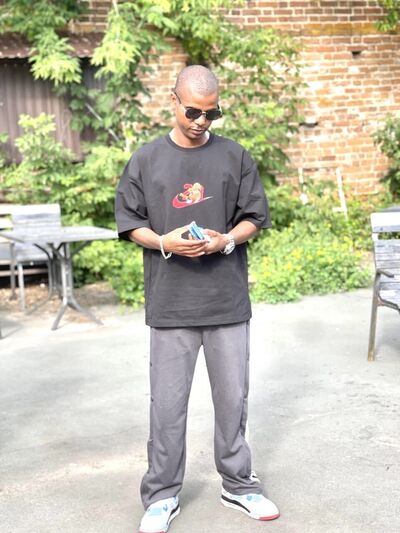  ,   Michel, 28 ,   ,   , c 