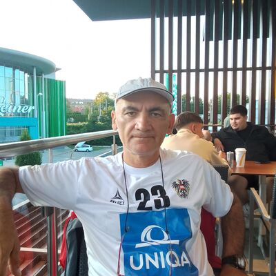  Hutteldorf,   Gela, 52 ,   ,   