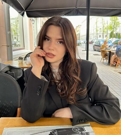  ,   Sasha, 19 ,   ,   