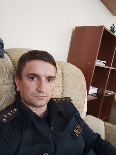  ,   Tager, 32 ,   ,   