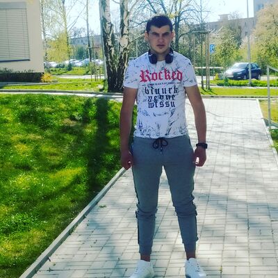  ,   Radu, 24 ,   ,   