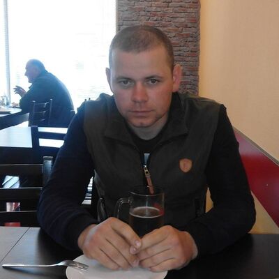  ,   Pako, 35 ,     , c 